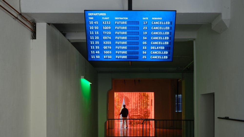 Der Schriftsteller als Videokünstler: Georgi Gospodinovs Arbeit „Future Cancelled“, im Hintergrund eine Installation von Paul Valentin.