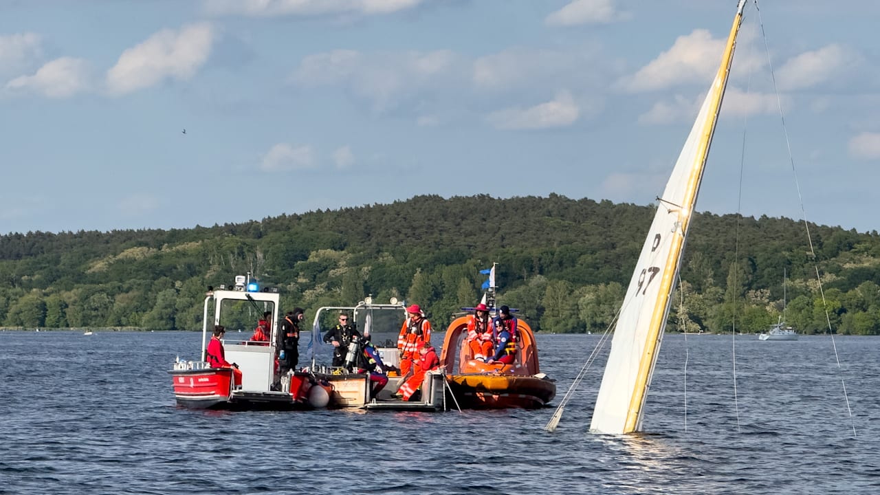 Auf Havel in Berlin: Segeljacht gesunken, Insasse drohte zu ertrinken | Regional