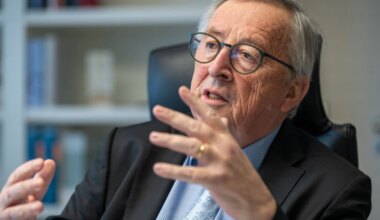 Textnachrichten - Juncker: „Ich habe auch SMS gelöscht“ - Panorama