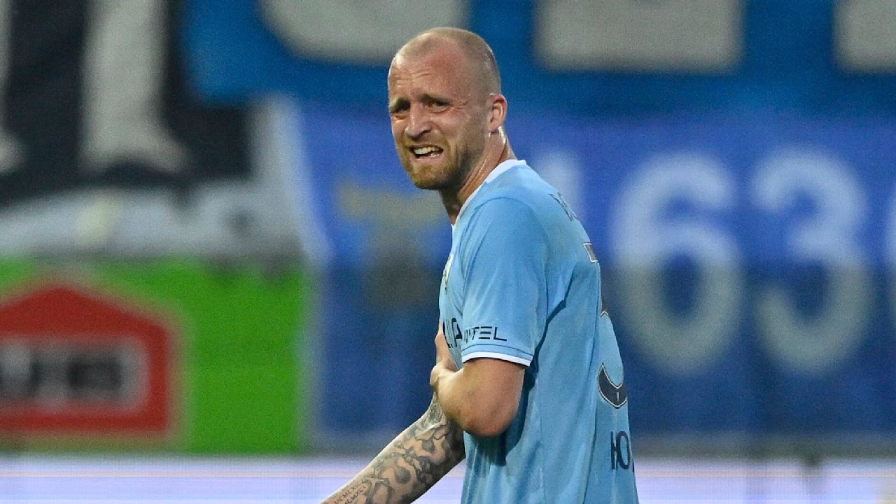 Schlimme Verletzung – Not-OP bei Bochum-Profi Philipp Hofmann | Sport