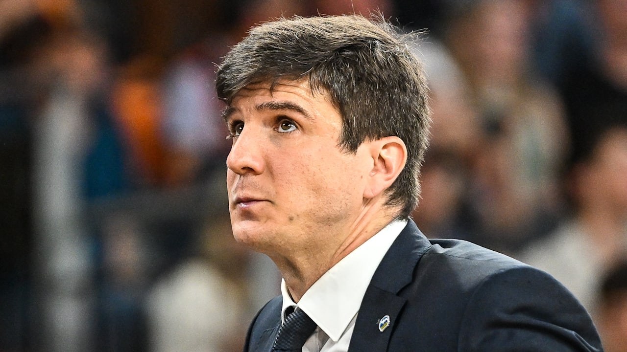 Überraschende Zahlen vom Alba-Coach : Wann reisst Calles schwarze Playoff-Serie? | Sportmix