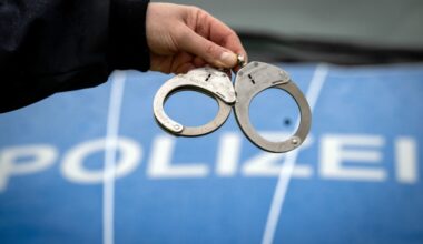 Mann hält Flaschenwerfer auf - und muss selbst ins Gefängnis