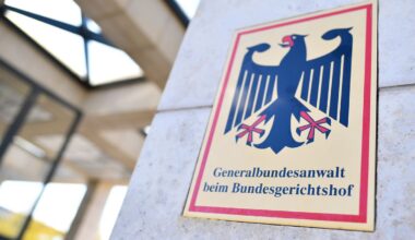 Mehrere Bundesländer betroffen: Rechtsextreme Terrorzelle soll Anschläge geplant haben - fünf Festnahmen
