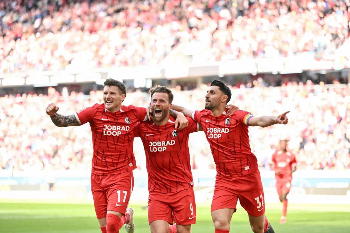 Fußball-Bundesliga - Freiburg mit „Emotionskontrolle“ ins Millionen-Finale - Sport