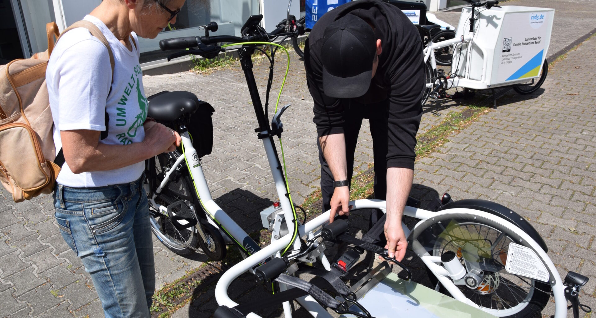 Der ADFC Leipzig e.V. und die Bürgerstiftung Leipzig bringen inklusives Rollstuhl-Fahrrad an den Start · Leipziger Zeitung