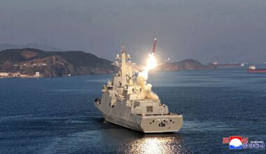 "Unverantwortliche Fehler": "Schwerer Unfall" bei Stapellauf von Zerstörer in Nordkorea