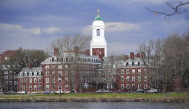 "Das ist es, was sie verdienen!": Trump lässt Steuerbefreiung der Harvard-Universität aufheben