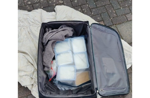 ZOLL-F: Nach Lieferung von Streckmitteln - Zollfahndung Frankfurt und ...