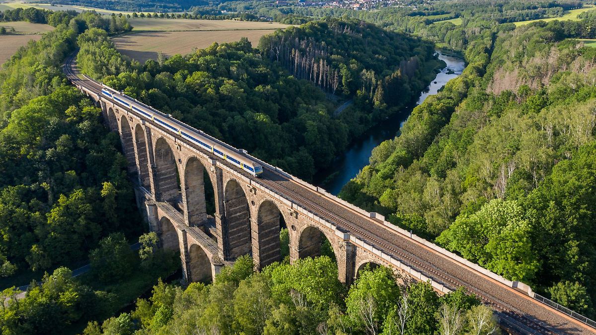 Sachsen: Bahnstrecke Chemnitz-Leipzig: Kosten für Planungen steigen