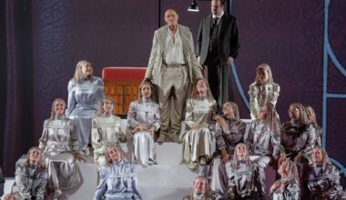 Hamburg & Schleswig-Holstein: Traumartiges Spiel um Gut und Böse