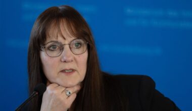 Berlin & Brandenburg: Grüne fordern Rücktritt der Innenministerin
