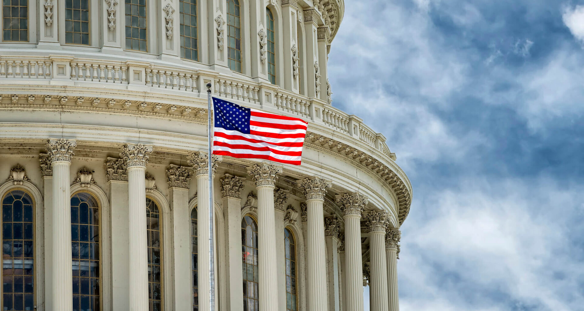 US-Senat verabschiedet Stablecoin-Gesetz (“GENIUS Act”)