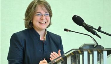 Bonner Theologieprofessorin wird Bischöfin in Österreich