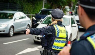 Hamburg & Schleswig-Holstein: Hafengeburtstag und HSV-Spiel - Polizei im Großeinsatz