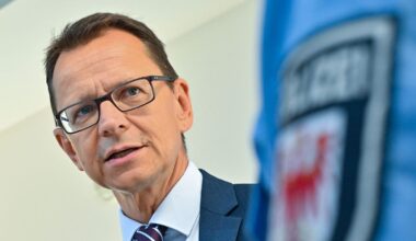 Berlin & Brandenburg: Verfassungsschutzchef in Brandenburg entlassen