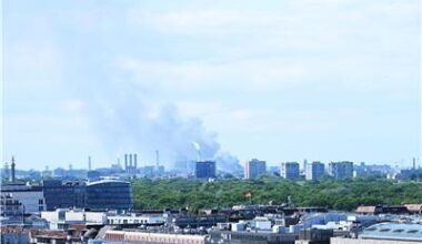 Feuerwehr bei Großbrand in Spandau im Einsatz