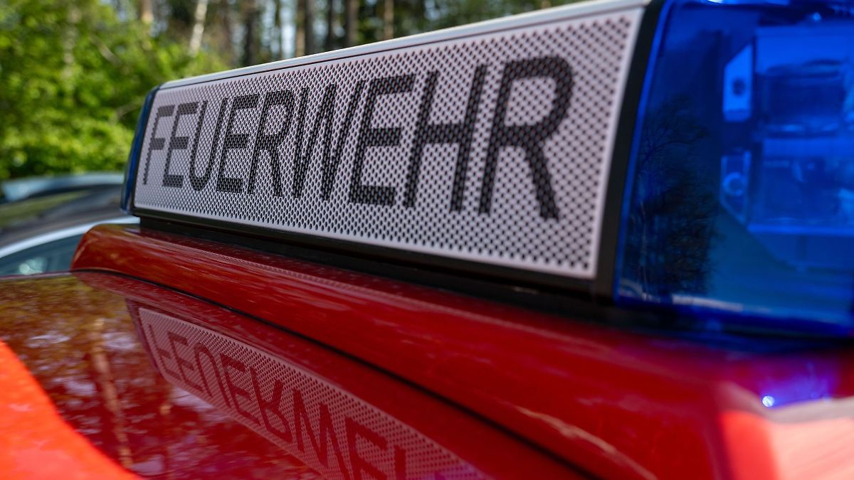 Niedersachsen & Bremen: Einfamilienhaus ist nach Feuer unbewohnbar