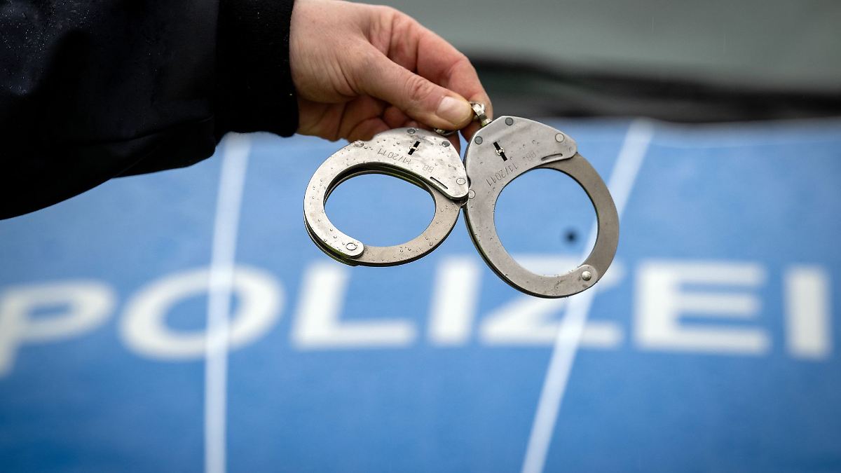 Berlin & Brandenburg: Drei Trickbetrügerinnen bei Geldübergabe festgenommen