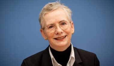 Niedersachsen & Bremen: Bischöfin aus Hannover wird Staatssekretärin