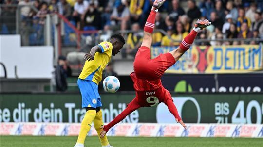 Fortuna Düsseldorf erkämpft einen Punkt in Braunschweig