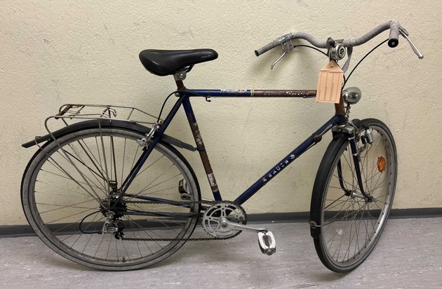 POL-F: 250519 - 0534 Frankfurt - Westend Fahrraddiebe auf frischer Tat festgenommen - ...