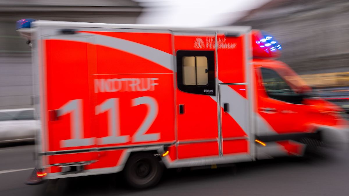 Berlin & Brandenburg: Sechs Verletzte bei Autounfall - einer in Lebensgefahr