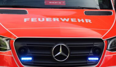 Düsseldorf Stadtmitte: Altbatterien verursachen Brand im Lager bei Zurheide - Ddorf-Aktuell