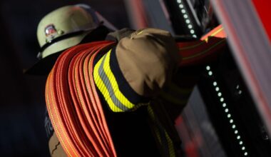 Nordrhein-Westfalen: Eine Tote nach Hausbrand in Duisburg entdeckt