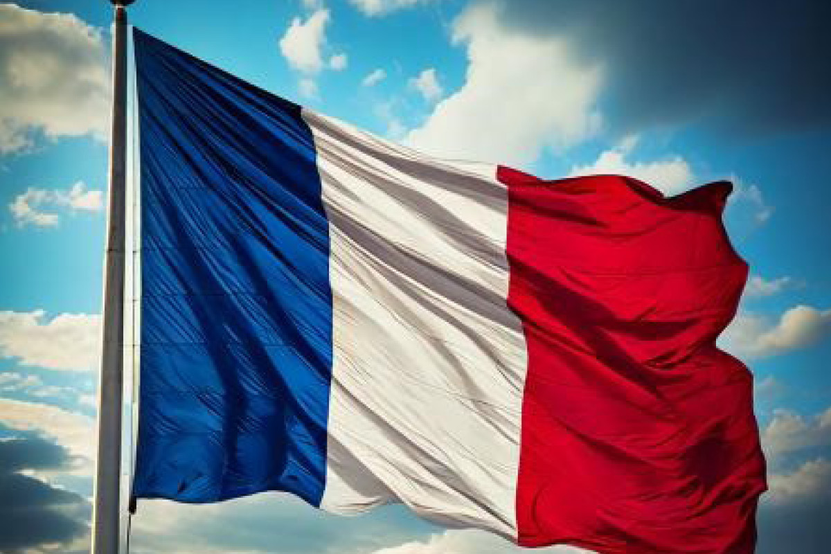 Krise in Frankreich: 20 Millionen pro Jahr einsparen – Rennpreise gehen runter