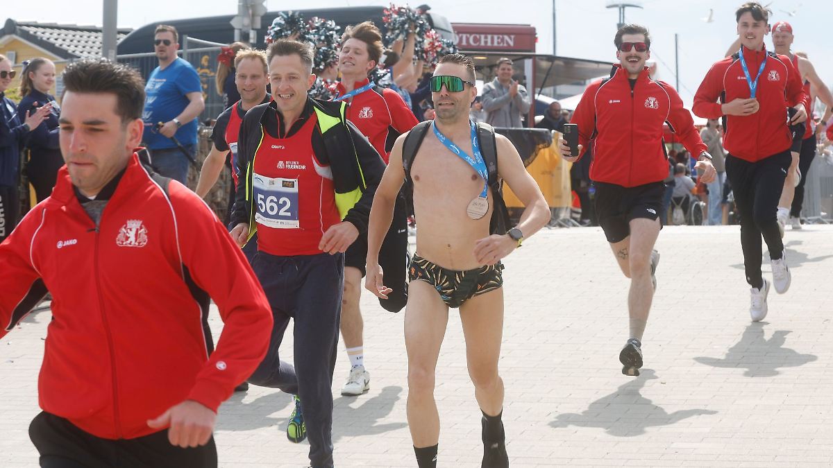 Hamburg & Schleswig-Holstein: Hunderte nehmen am Lauf zwischen den Meeren teil