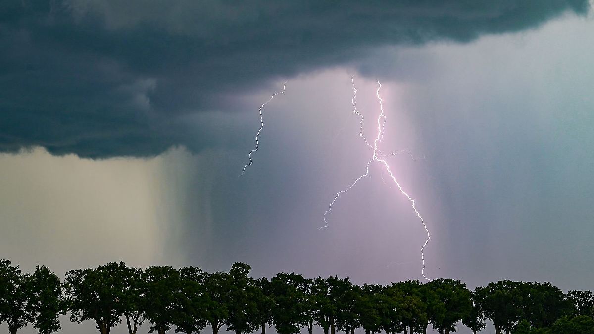 Berlin & Brandenburg: Gewitter, Sturm und orkanartige Böen am Freitag