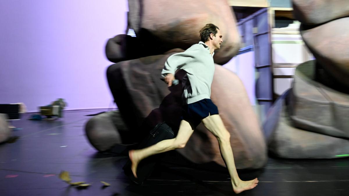 Berliner Theatertreffen: Wenn jedes Monatsende Weltende ist