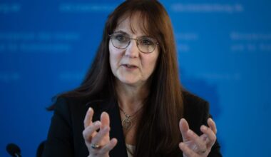 Berlin & Brandenburg: Ministerin in der Kritik -SPD-Fraktion hat Beratungsbedarf
