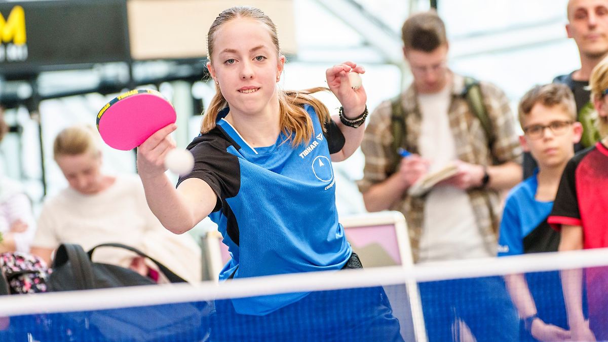 Berlin & Brandenburg: Eastside legt im Halbfinale vor: 6:4 gegen Dachau