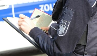 HZA-K: Zoll kontrolliert gezielt Taxi- und Mietwagengewerbe / Mehr als 160 Fahrer in ...
