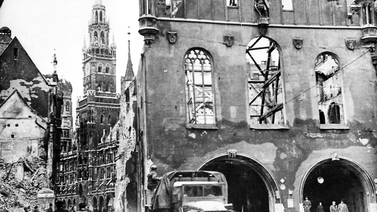 Bayern: Landtag und Stadt Augsburg gedenken des Kriegsendes