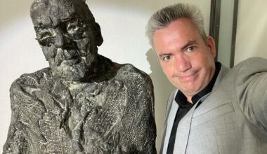 Mehr Hanns Dieter Hüsch wagen: Zum 100. Geburtstag erinnert ein Buch an den Kabarett-Poeten aus Mainz und vom Niederrhein