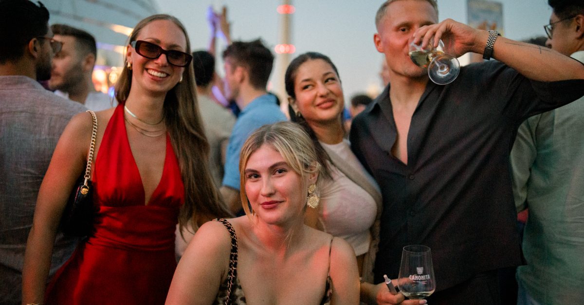 Afterwork-Party "Pebble's" im Medienhafen startet wieder durch