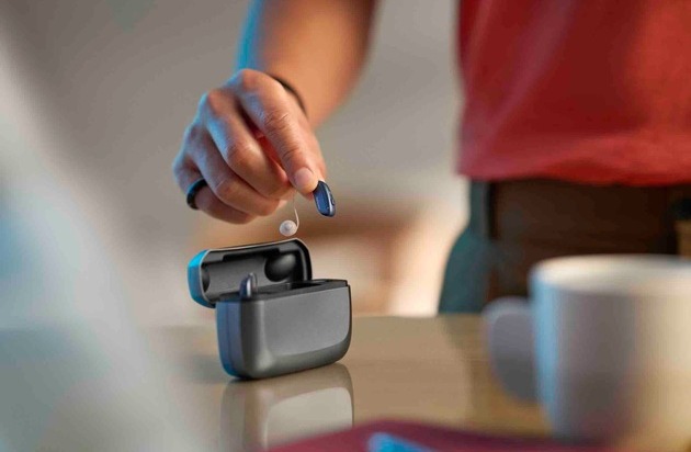 Akku-Hörsysteme ohne Kompromisse: ReSound Vivia™ und ReSound Savi™ überzeugen ...