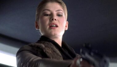 James Bond-Star Rosamund Pike widersetzte sich Anweisung, sich auszuziehen und bekam die Rolle
