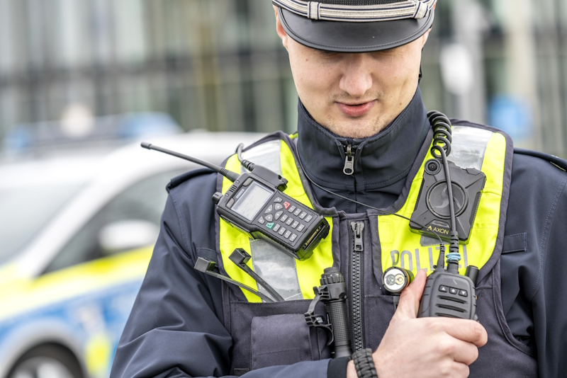 Nach versuchter Freiheitsberaubung - Polizei fahndet mit Phantombild (Link)