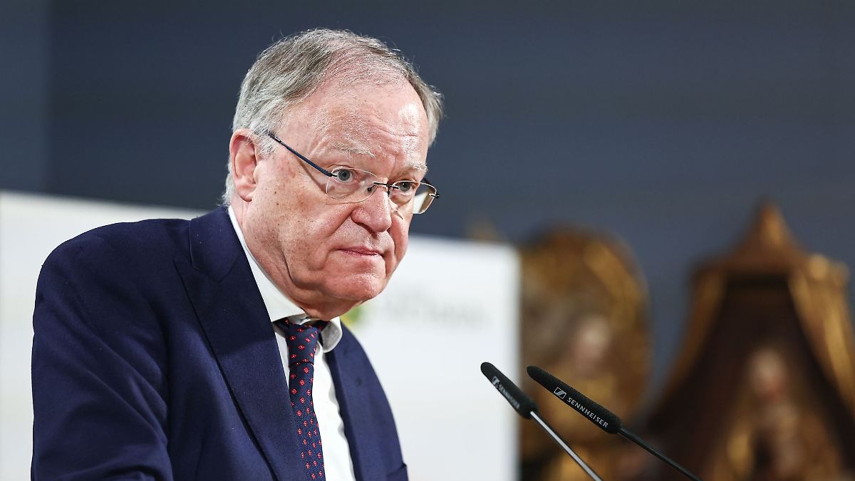 Niedersachsen & Bremen: Weil nach Kanzlerwahl: Politische Stabilität ist verletzlich