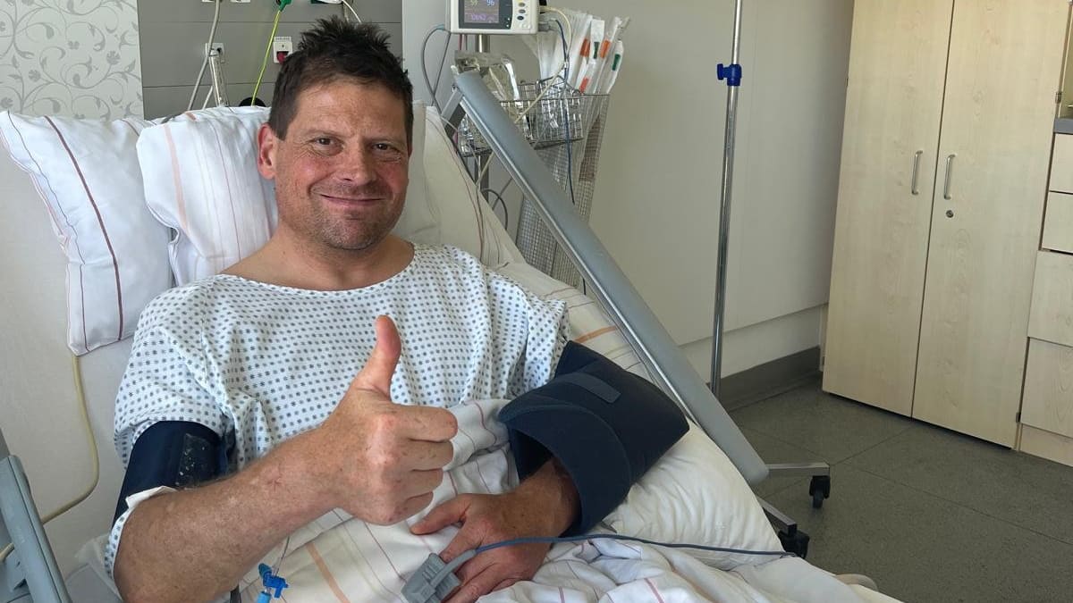Jan Ullrich meldet sich nach Unfall aus Krankenhaus – Auto crashte ihn vom Rad | Sport