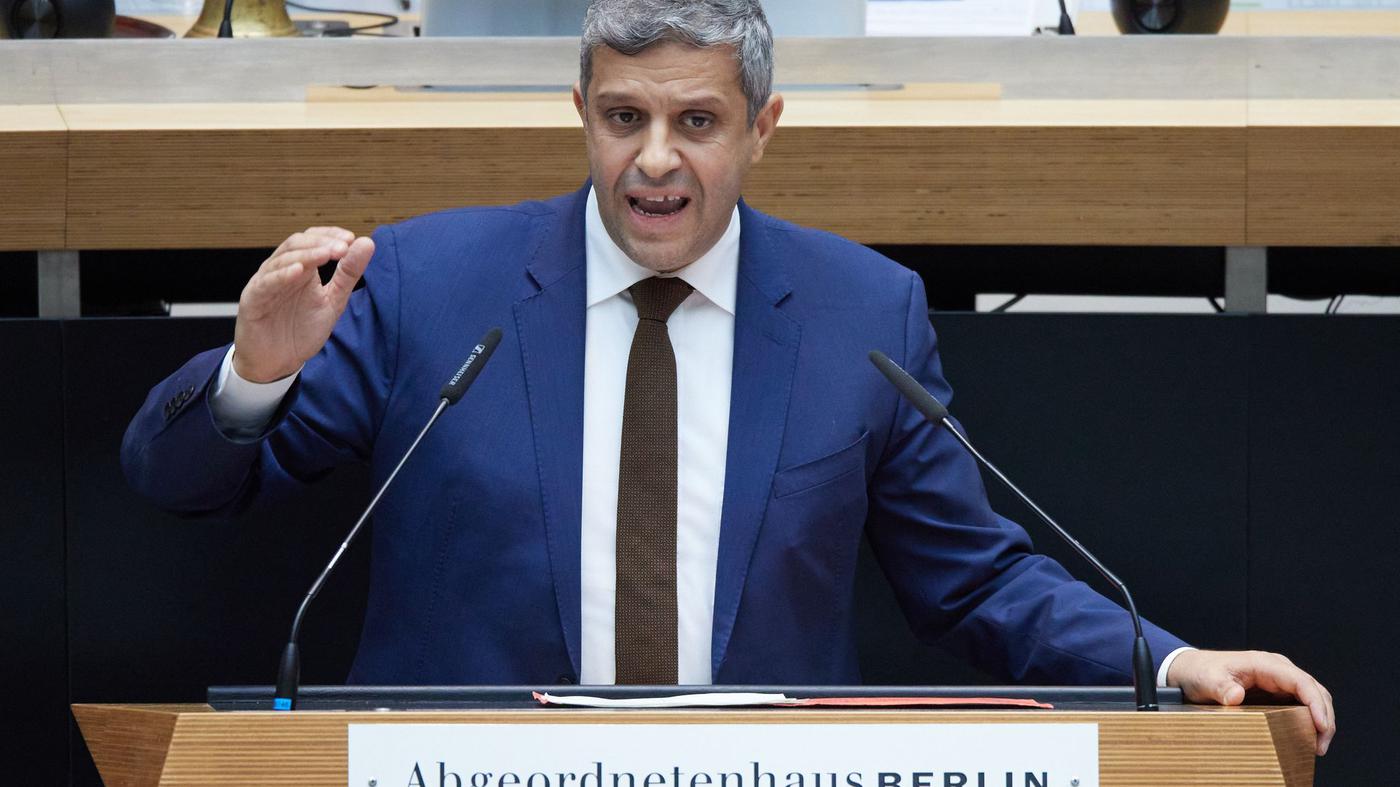 Berlins SPD-Fraktionschef Saleh pocht auf Verbotsverfahren für AfD