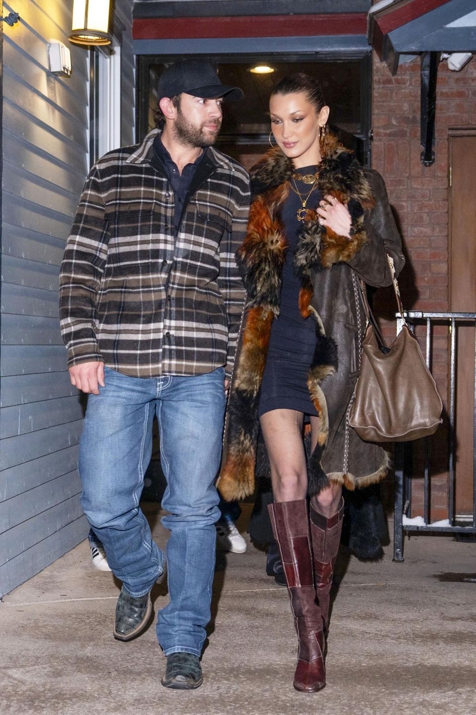Adan Banuelos und Bella Hadid