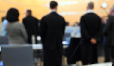 Drei Deutsche wegen Spionage für China in Düsseldorf vor Gericht | News