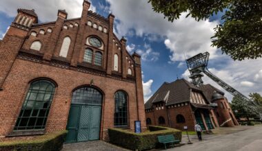 Auseinandersetzung zwischen AfD-Gruppe und Linken an Zeche