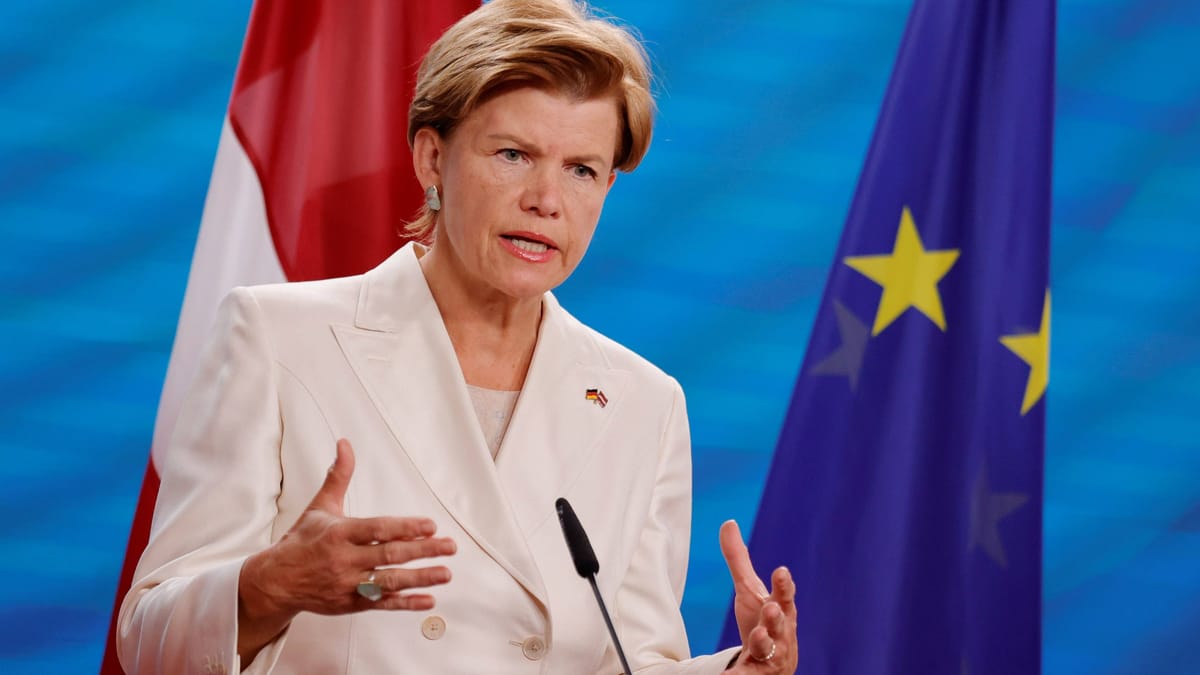 EU sollte keine Visa mehr an Russen ausstellen