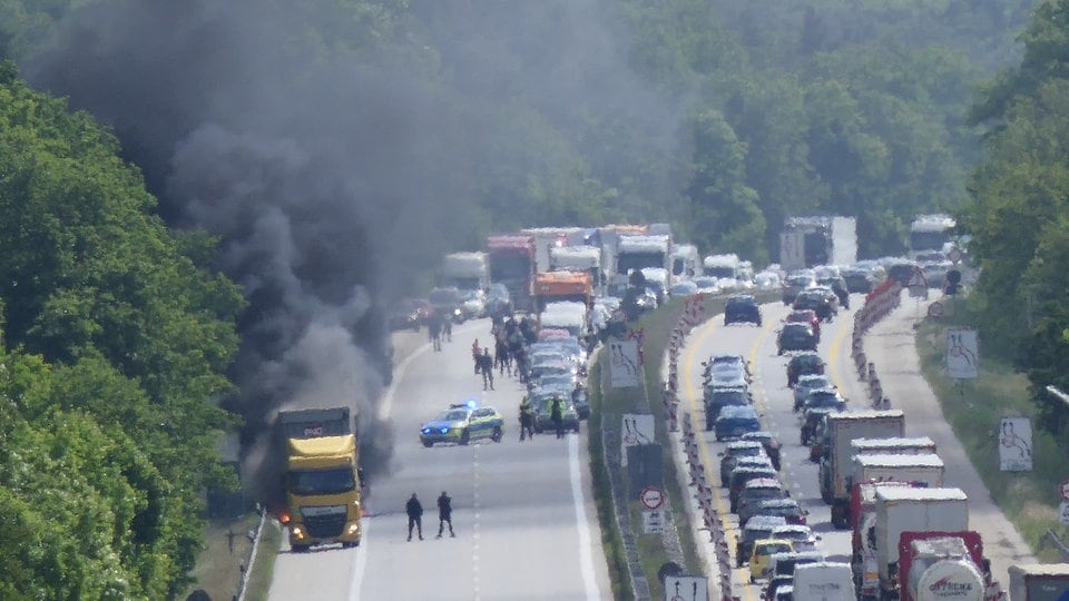 Autobahnen 9 bei Leipzig-West und 14 vor Grimma derzeit gesperrt