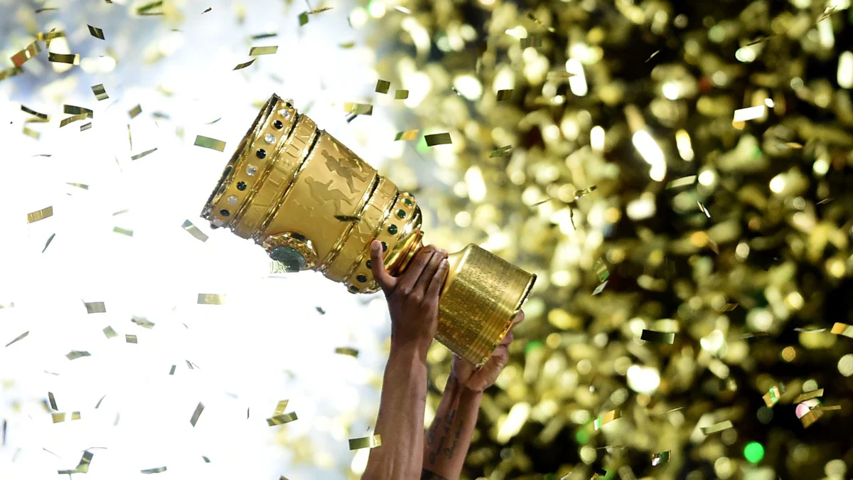 DFB-Pokalfinale 2025: Wann ist Anpfiff und wer überträgt live im TV? - Sport